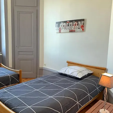 De La Republique Apartamento